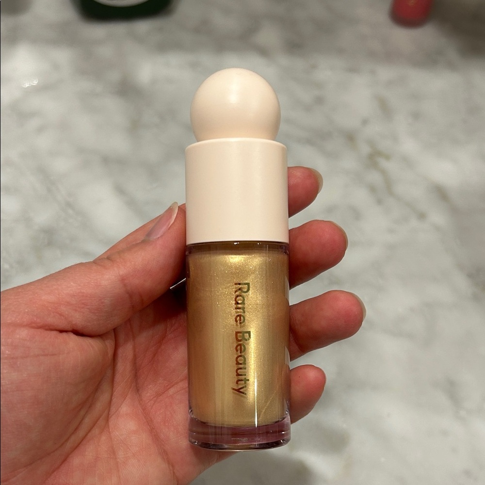 Rare Beauty Highlighter
